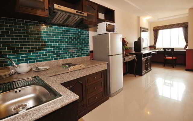 The Airport Greenery Hotel