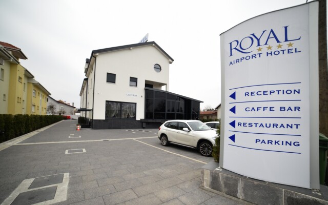 Royal Airport Hotel