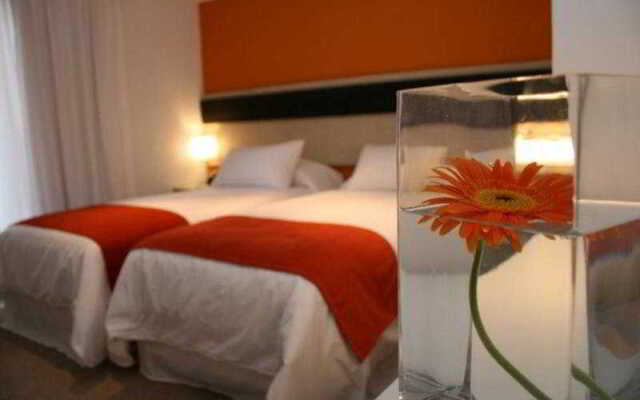 Monarca Hoteles Puerto Madero