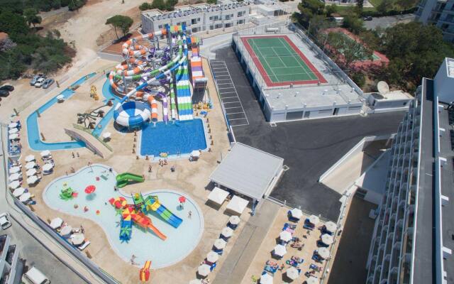 Tofinis Hotel