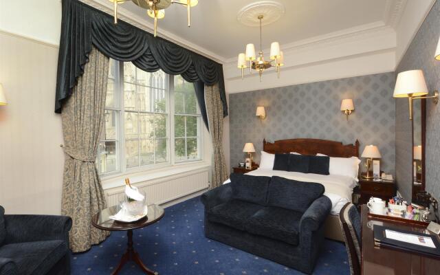 Dean Court Hotel