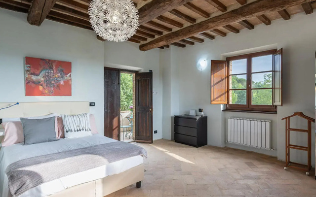 Agriturismo Borgo Pulciano in Montone