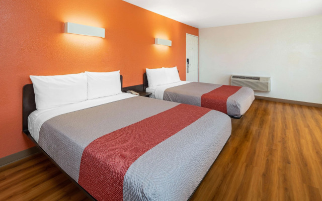 Motel 6 Ventura, CA - South