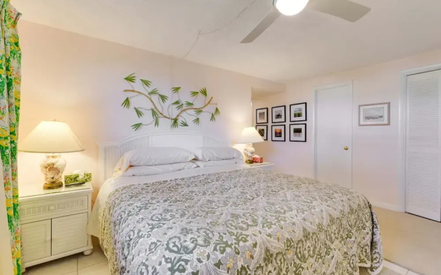Bonita Beach 154E