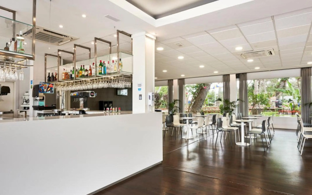 Globales Cala Blanca