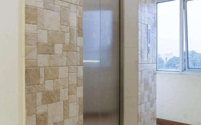 RedDoorz Plus @ Surapati 2