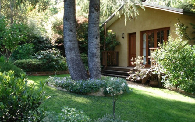 Dukis House