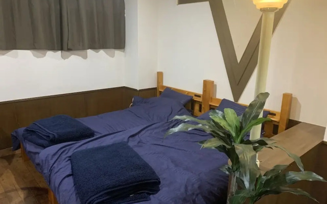 Zenibako House 1F