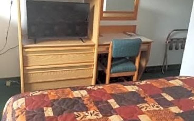 Oregon Trail Motel & Restaurant