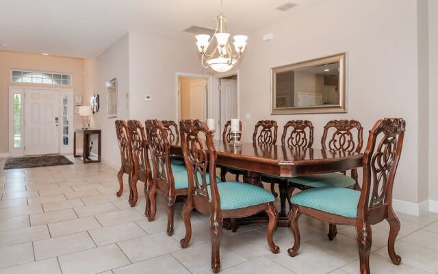 5160 Oakbourne Avenue