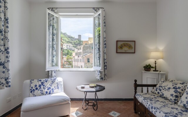 Altido Pretty House in Vernazza Middle Apartment