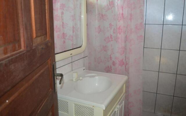 Hostel Vivacre