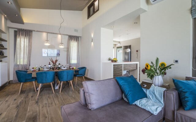 Ariadne Luxury Villa