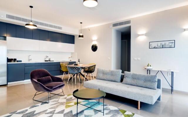 Carmel Market Apartments by Master