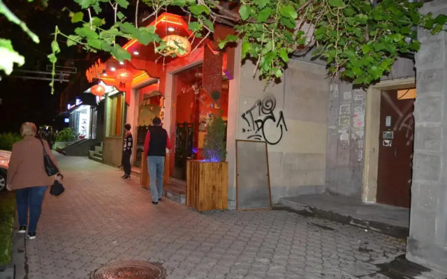 Stay Inn (Stay Inn) on Sayat-Nova Avenue 33