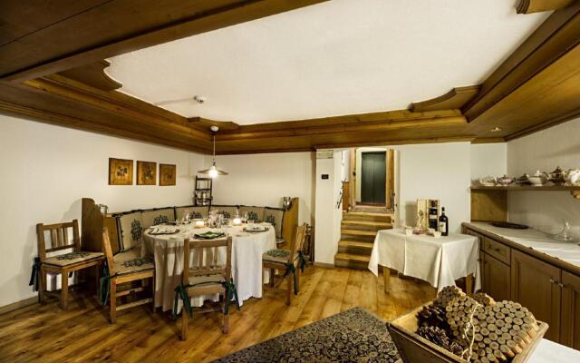 Hotel Baita Dei Pini