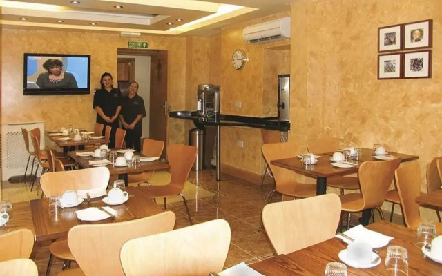 Oxford Hotel Earl's Court