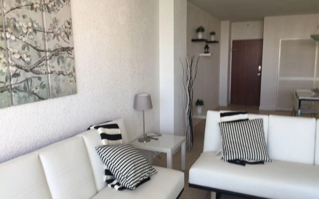 Beach Apartments Hollywood