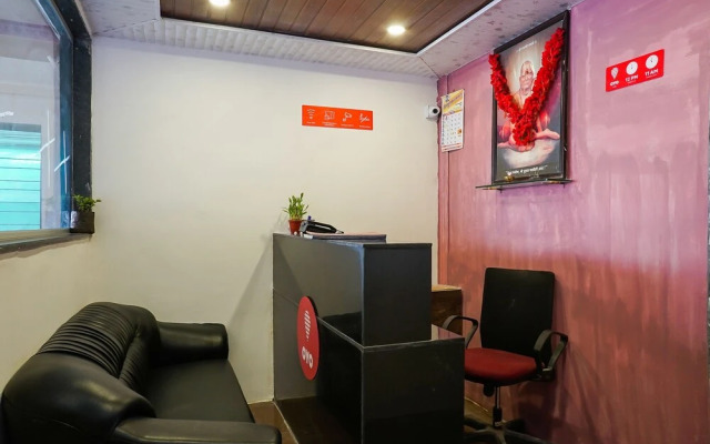 OYO 18653 Hotel Swami Samarth