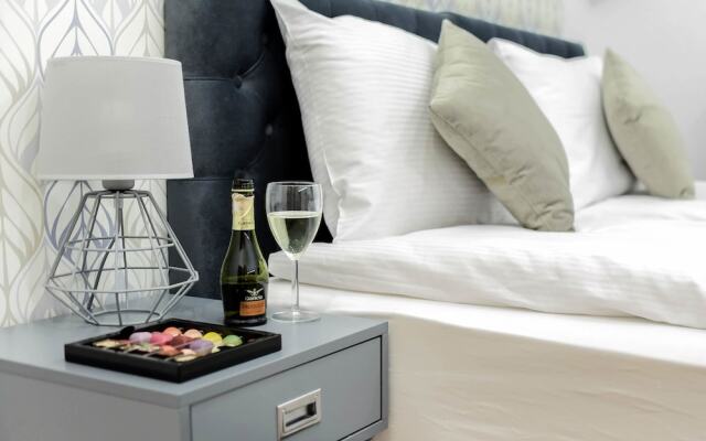 Nook Nook Apartments - Dietla 66