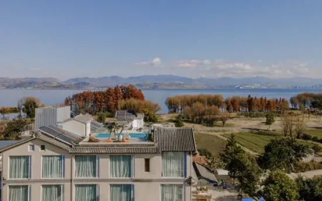 Suli Yinxie Seaview Vacation Guesthouse (Dali Longkan Wharf Branch)