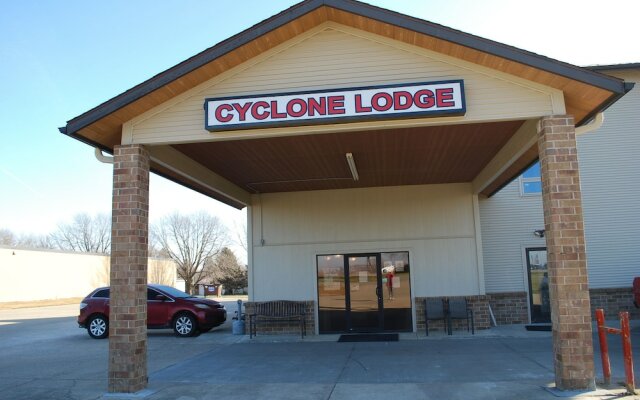 "Cyclone Lodge"