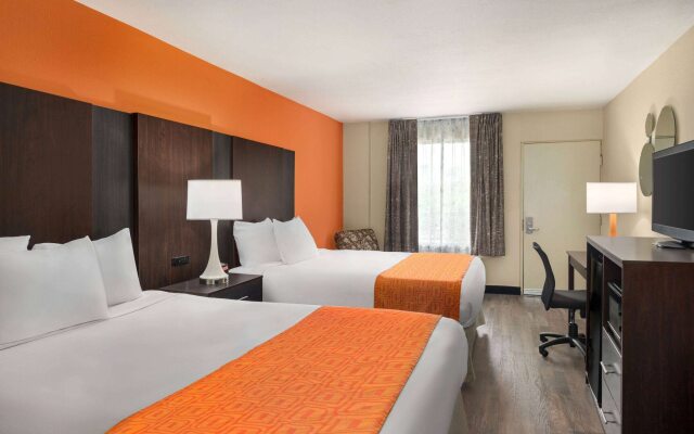 Howard Johnson by Wyndham Pigeon Forge