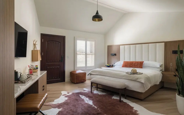 Vineyard Inn Hotel