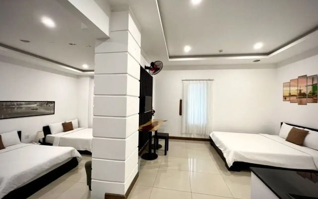 Phuong Dong Hotel & Apartment