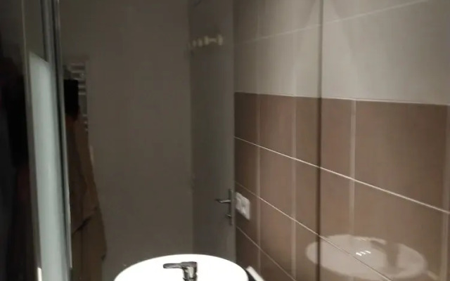 Appartement 2 pièces avec Grande Terrasse