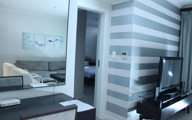 The Nicol Hotel and Apartments