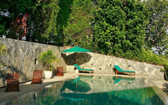Elevated Villa Overlooking Tranquil Koggala Lake