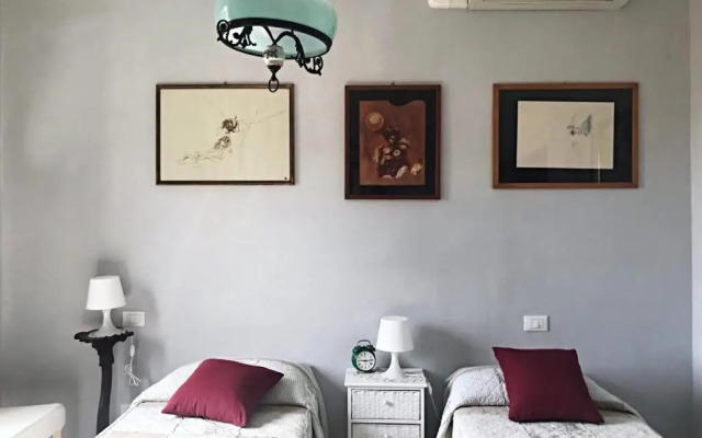 Pearl Gray House (in Manarola 5terre)