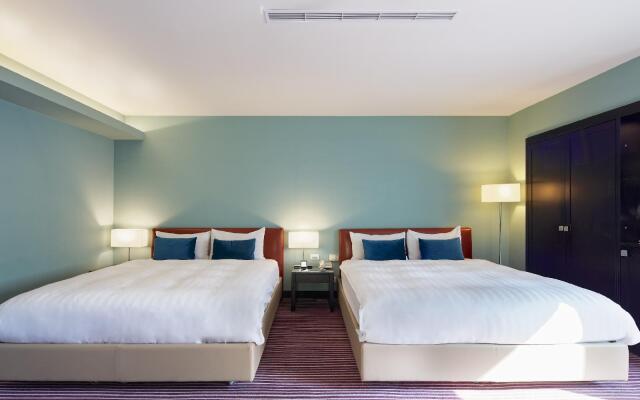 52 Hotel