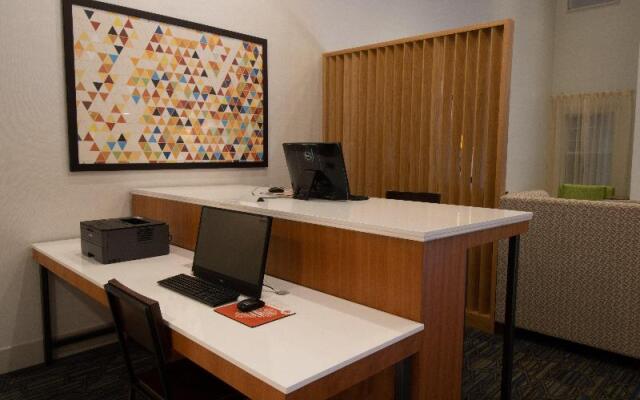 Holiday Inn Express Hotel & Suites Manassas