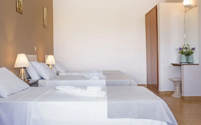 Nikolouzos Sunny Estate