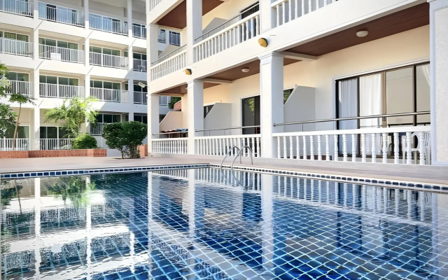 Tri's Miracle Kata Beach Side