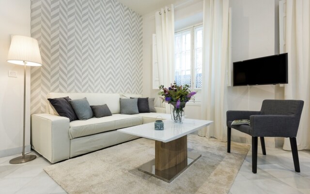 Apartment With 2 Bedrooms, Great Location, Galera I