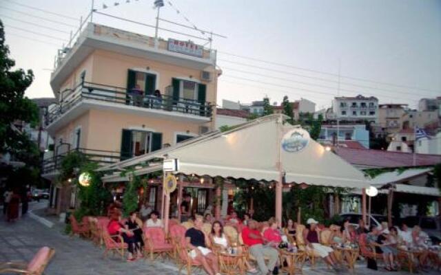 Hotel Dolphin