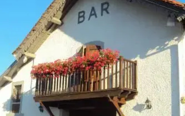 Logis Hôtel Les 3B