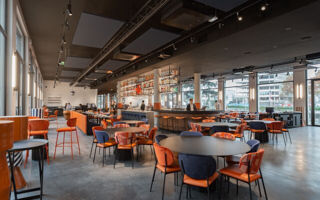 The Ruck Hotel