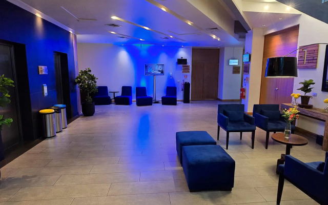 Wyndham Concepcion Pettra