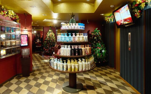 Hotel Blan Chapel Christmas Narita (Love Hotel)