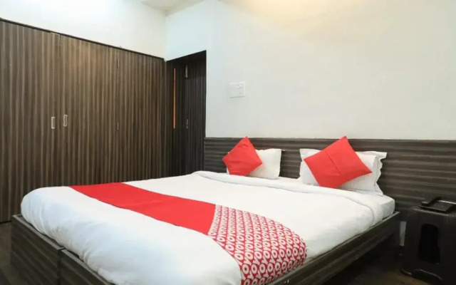 Oyo 22903 Sukoon Service Apartments