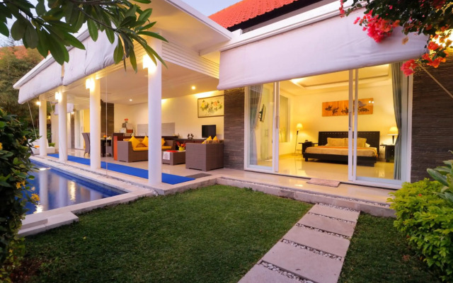 Heliconia Villa