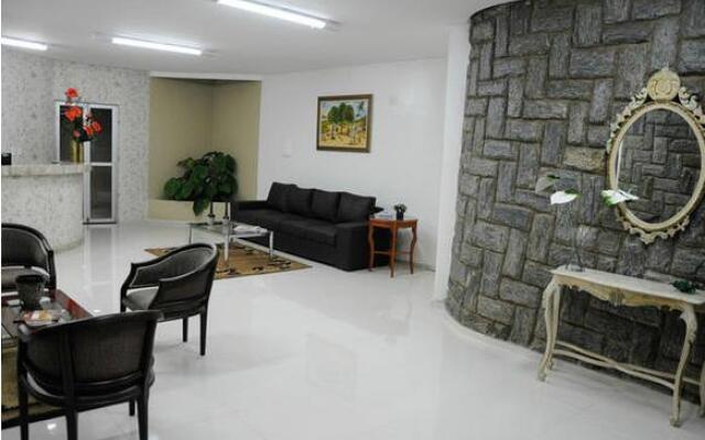 Canavial Plaza Hotel