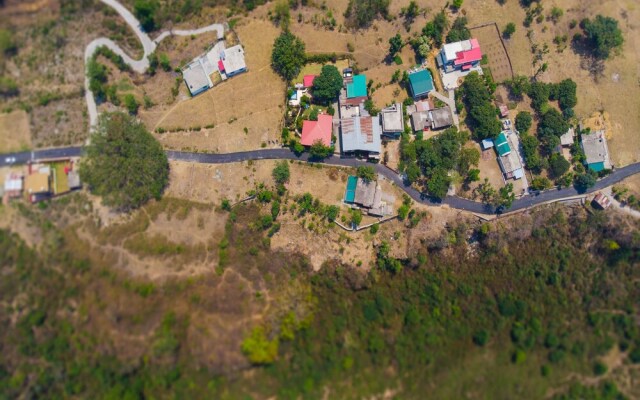 OYO 13254 Home Hill View 3BHK Mussoorie Bypass