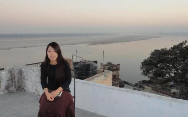 Shiva Guest House