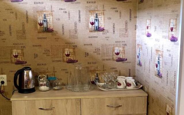 Travel Inn House Mestia • მოგზაურის სახლი