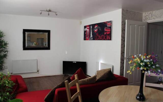 Modern and Cosy Apartment in North London, UK